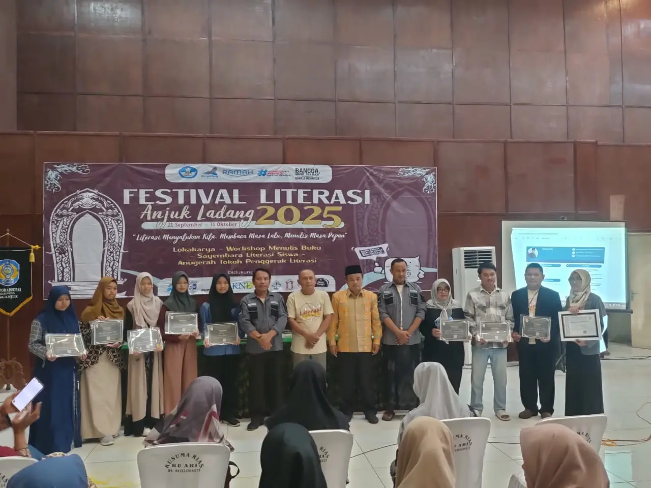Didukung Badan Bahasa, Kopling Gelar Workshop Menulis Buku di Festival Literasi Anjuk Ladang 2025