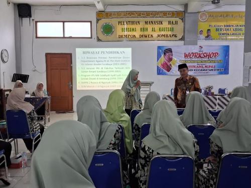 Tingkatkan Tradisi Literasi Guru PAUD, Himpaudi Diwek Adakan Workshop Menulis