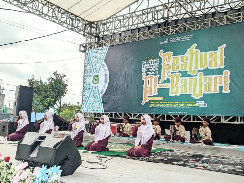 Jaga Semangat Shalawat Anak-anak, Ponpes Falahul Muhibbin Gelar Festival Banjari SD/MI Se-Jawa Timur