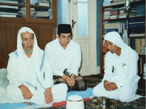 TAREKAT SANG MUSNID DUNIA