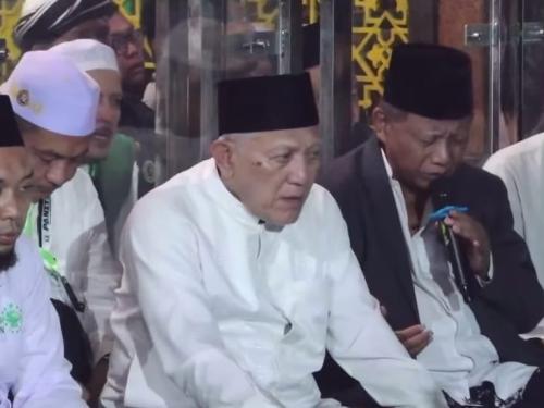 Teladani Jejak Muassis, Ribuan Warga Ikuti Napak Tilas Isyaroh Pendirian NU